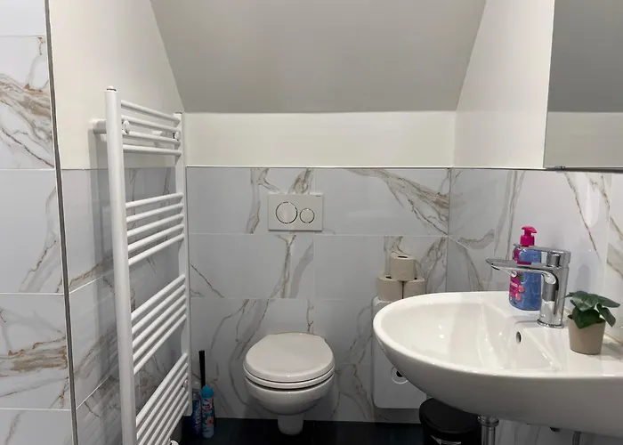 T&K Apartments - Meerbusch - 5 Room Detached House - 15 Min To Fair Messe Dus